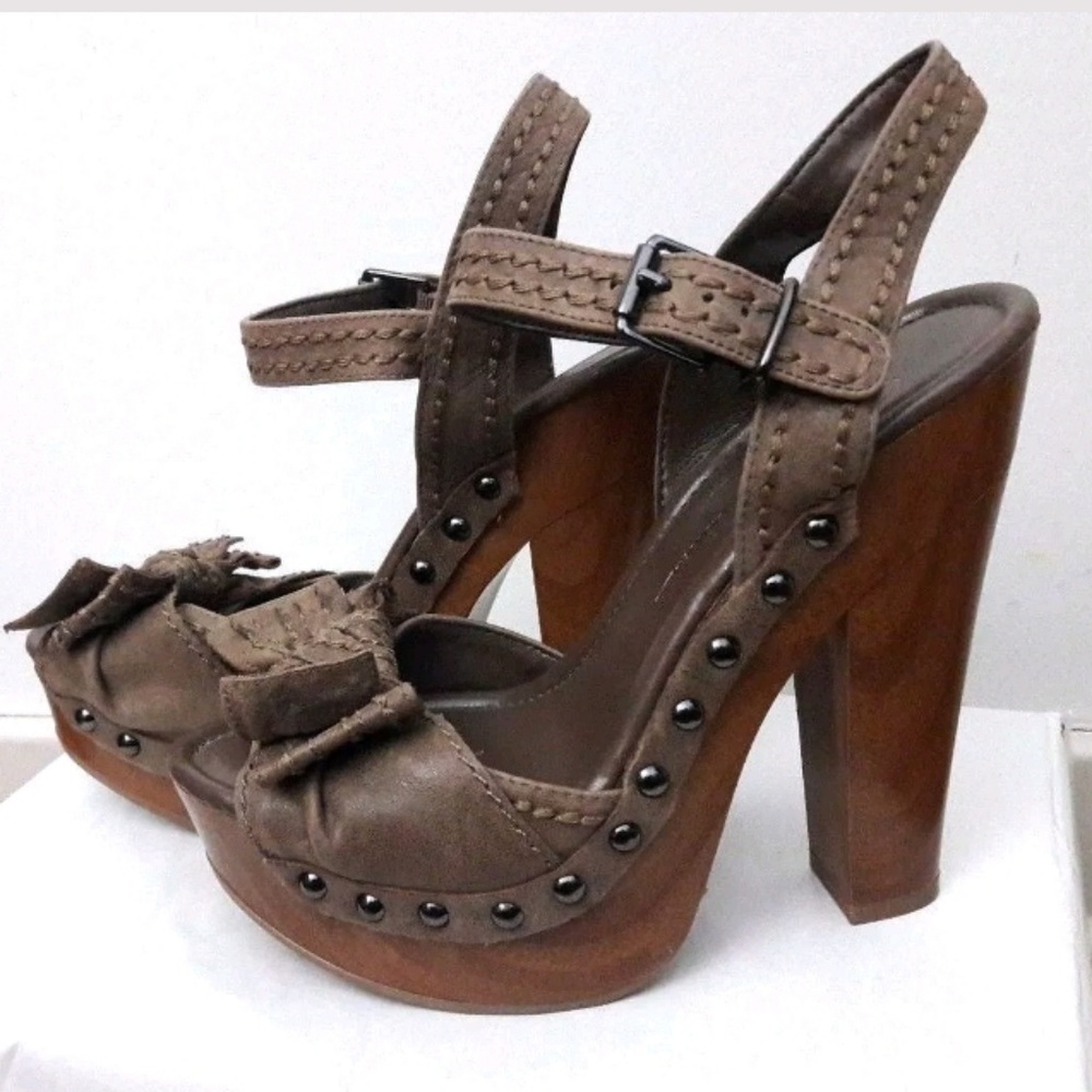 Jessica Simpson Open Toe w/ Bow Platform Sandals - Picture 2 of 8